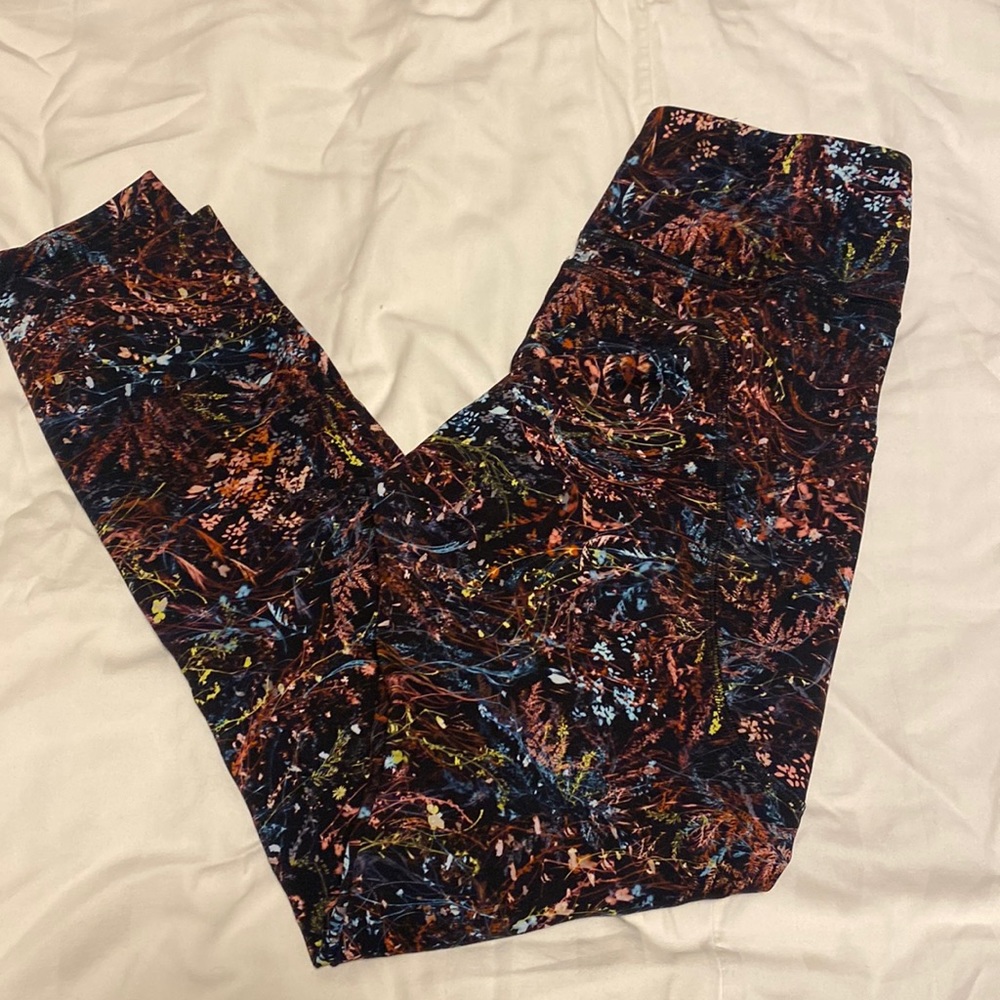 Lululemon Fast and Free tight size 6